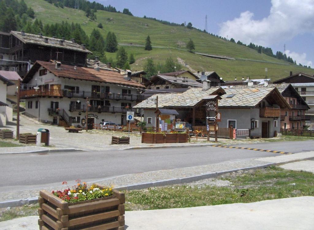 Residenza L'Teit Appartamento Colle Colle Sestriere Esterno foto